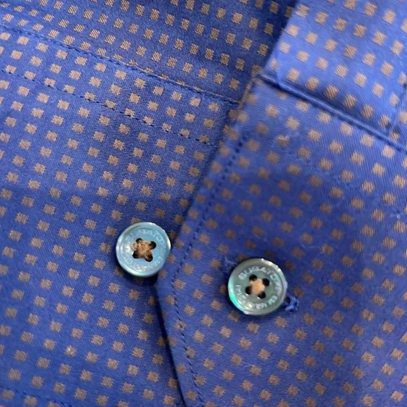 Bugatchi Shaped Fit Button down shirt - Picture 3 of 7